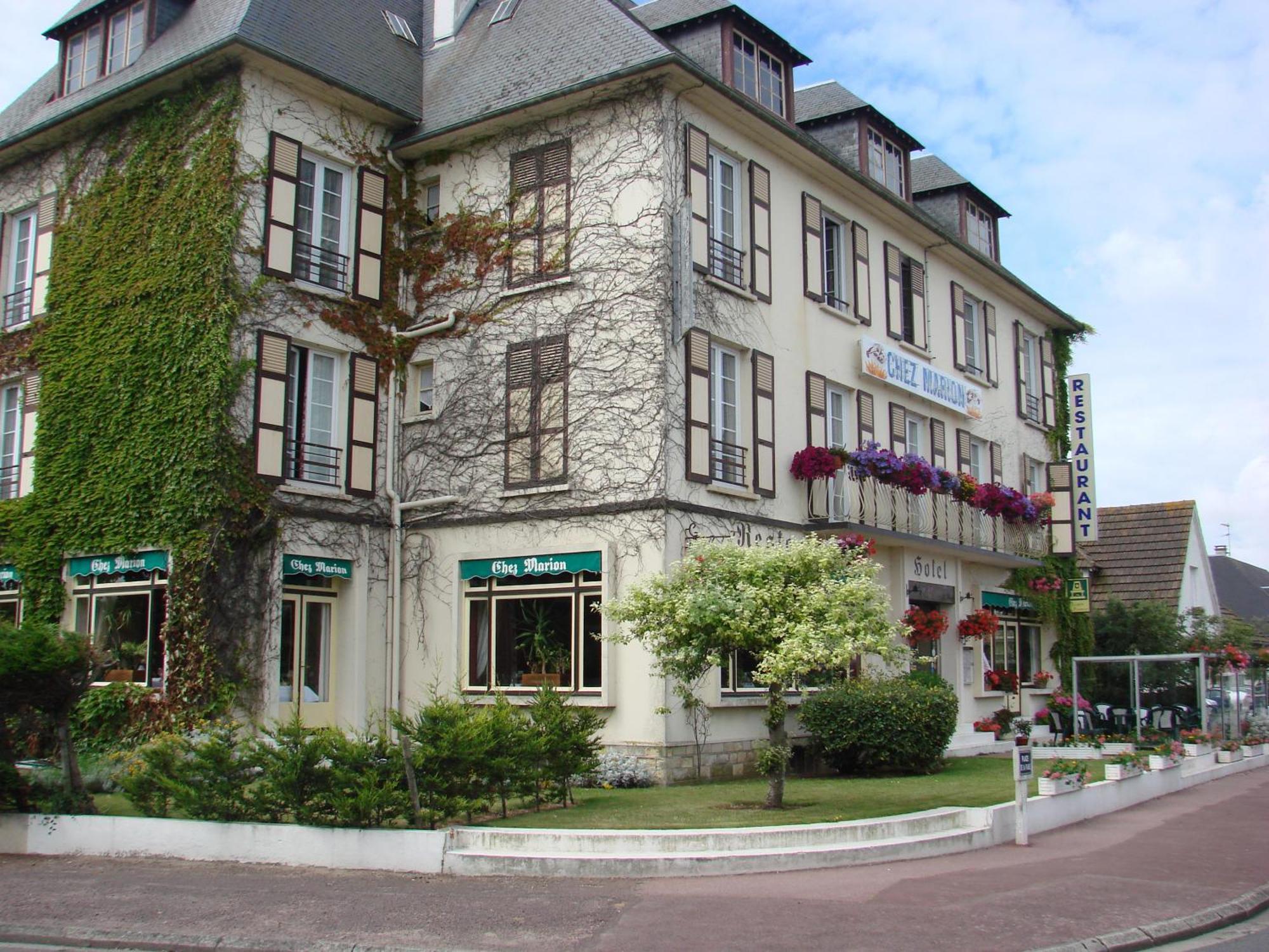 Chez-Marion Hotel Merville-Franceville-Plage Ngoại thất bức ảnh